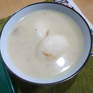 海老芋の白味噌雑煮